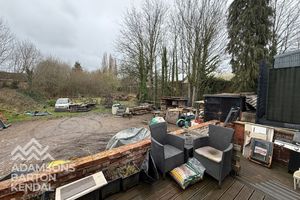 Photo 32- click for photo gallery